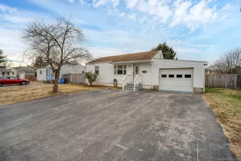 619 New London Tpke, Norwich, CT 06360