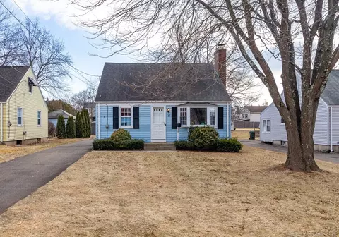 47 Robbins Ave, Newington, CT 06111