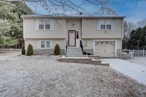 1 Sprucewood Dr, Ellington, CT 06029