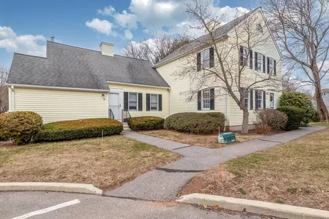 19 Southgate Dr #19, Glastonbury, CT 06073