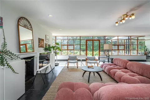 195 Painter Hill Rd, Roxbury, CT 06783