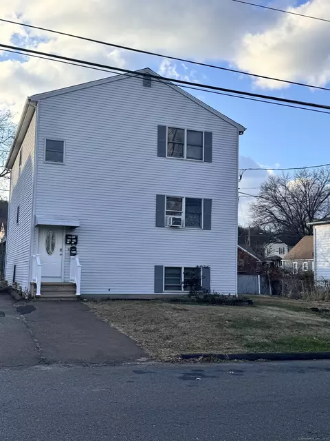 214 Welton St, Hamden, CT 06517