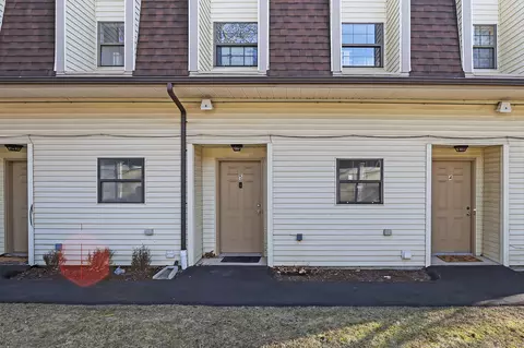 268 Lawlor St #5, New Britain, CT 06051