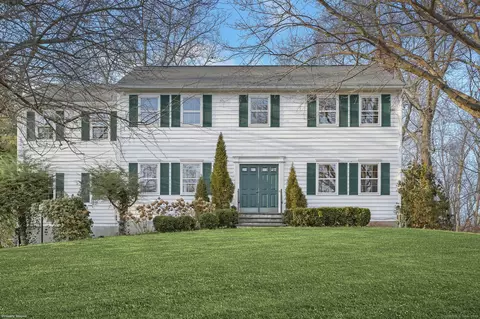 12 Cross Rd, Brookfield, CT 06804