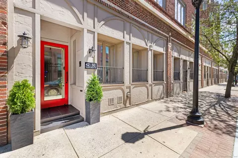 42 S Main St #202, Norwalk, CT 06854