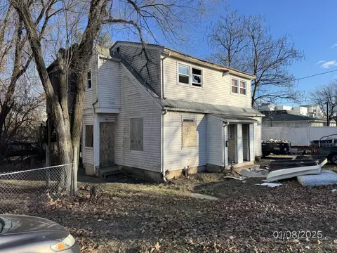 945 Ella T Grasso Blvd, New Haven, CT 06519