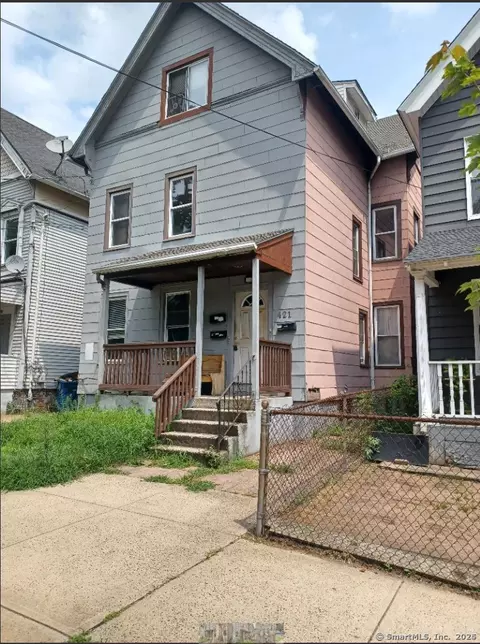 421 Blatchley Ave, New Haven, CT 06513