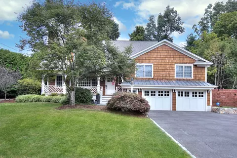16 Juniper Rd, Westport, CT 06880