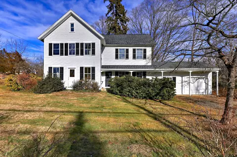 225 Rimmon Rd, Woodbridge, CT 06525