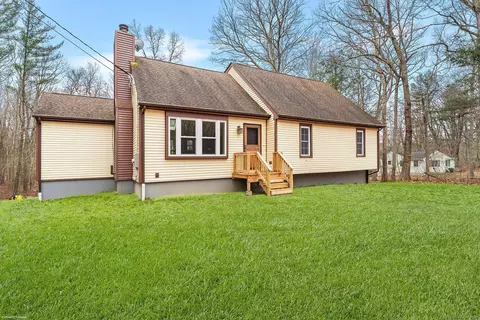 445 Turnpike Rd, Ashford, CT 06278