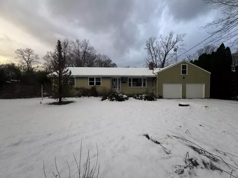45 Walnut Ave, East Hampton, CT 06424