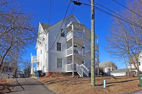 18 Pearl St, Plymouth, CT 06786