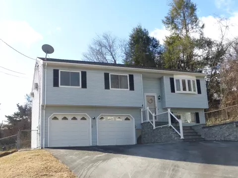 208 Sylvan Lake Rd, Watertown, CT 06779