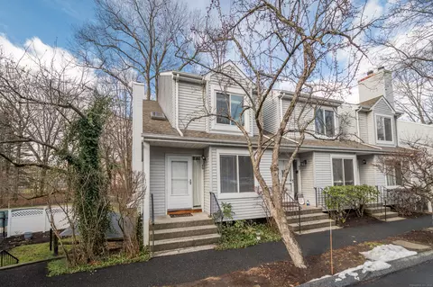 20 E Pembroke Rd #49, Danbury, CT 06811