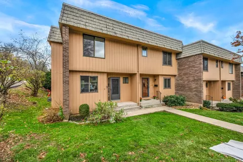 1 Willow Ct #1, Cromwell, CT 06416