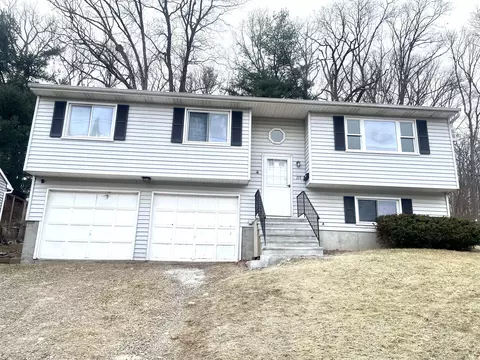 115 Whitewood Rd, Waterbury, CT 06708