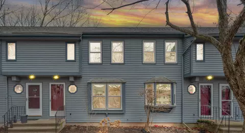 1 Abbott Rd #111, Ellington, CT 06029