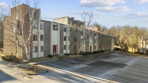 33 Burgundy Hill Ln #33, Middletown, CT 06457