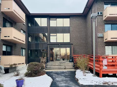 40 California St #C9, Stratford, CT 06615