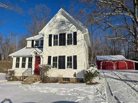 10 Gildersleeve Ave, Canton, CT 06019