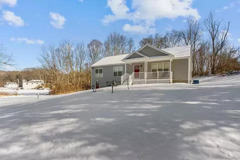91 Sterling Hill Rd, Moosup, CT 06354