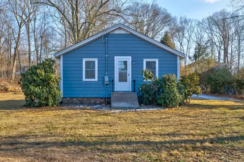 2255 Foxon Rd, North Branford, CT 06471