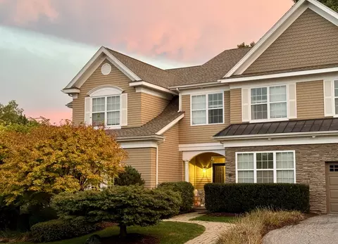 8 Haley Ln #8, Litchfield, CT 06759