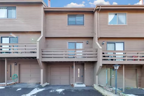 157 Shelter Rock Rd #46, Danbury, CT 06810