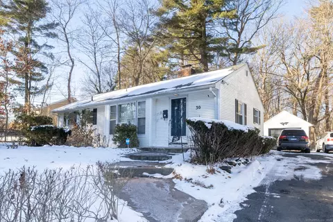 30 Daniel Blvd, Bloomfield, CT 06002 photo 1