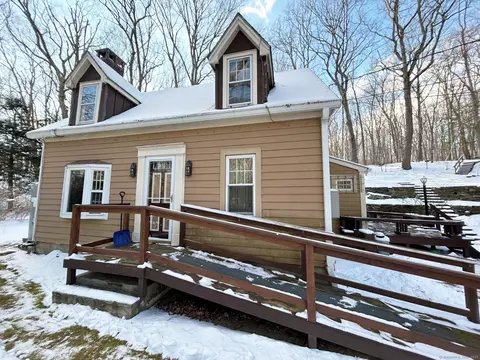 178 Main St N, Bridgewater, CT 06752