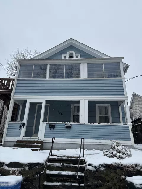 176 Cliff St, Norwich, CT 06360