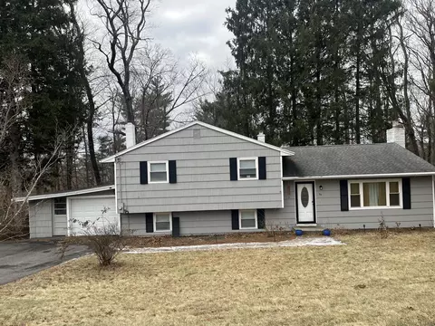 93 Humiston Cir, Thomaston, CT 06787