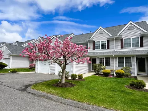 5004 Heartwood Ln #5004, Danbury, CT 06811