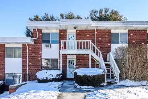 26 Candlewood Lake Rd S # -2, New Milford, CT 06776