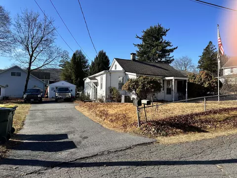 8 Benson Rd, Bethel, CT 06801