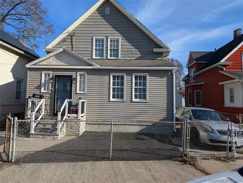 256 Carroll Ave, Bridgeport, CT 06607 photo 1