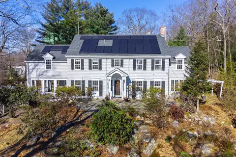 225 Grove St, Bristol, CT 06010