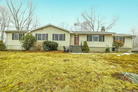 25 Old Orchard Rd, Shelton, CT 06484
