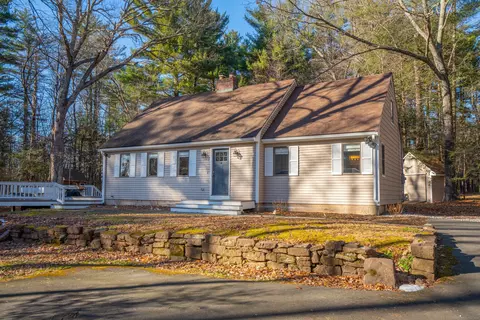 7 Oak Glen Ct, Simsbury, CT 06070