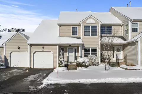 303 Gray Fox Ln #303, Rocky Hill, CT 06067