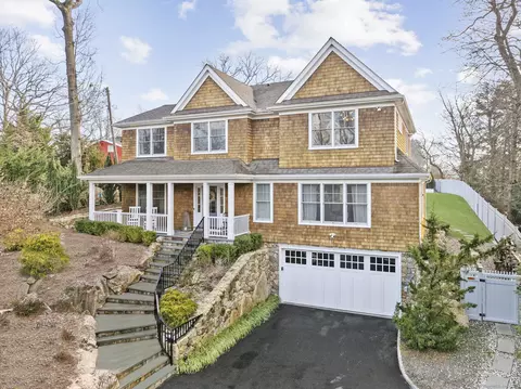 56 Witch Ln, Norwalk, CT 06853