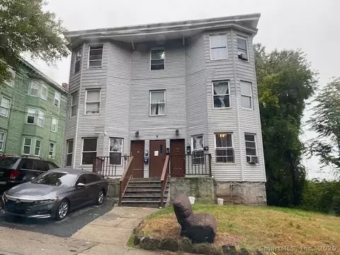 57 Ludlow St, Waterbury, CT 06710