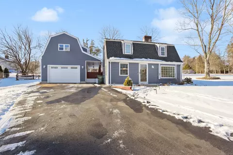 223 Curtiss St, Southington, CT 06489