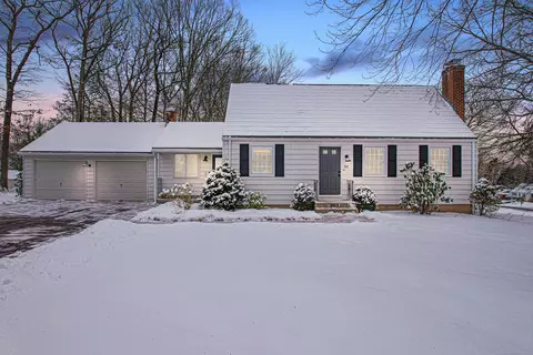 30 Tanglewood Rd, Farmington, CT 06032