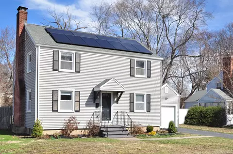 34 Remington Rd, Windsor, CT 06095