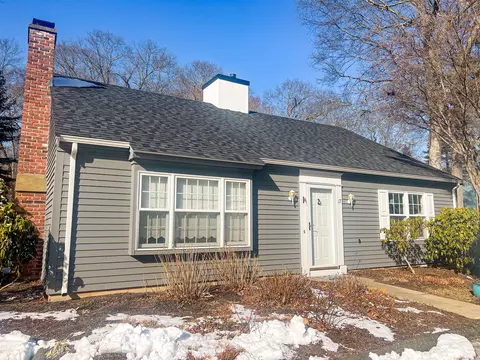 17 Wilshire Rd #17, Madison, CT 06443