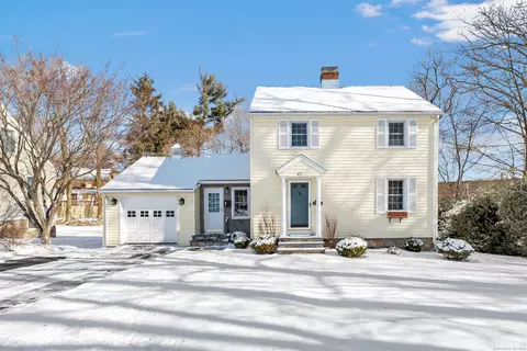 47 Edge Hill Rd, Fairfield, CT 06824
