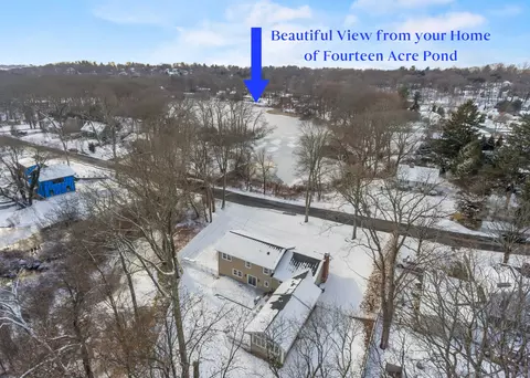 24 Stonybrook Rd, Norwalk, CT 06851