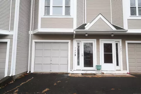 173 Russo Ave #108, East Haven, CT 06513