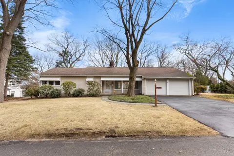 166 Gaylord Dr, Waterbury, CT 06708